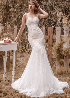 Beaded Spaghetti Straps Ivory Lace Elegant Wedding Dress